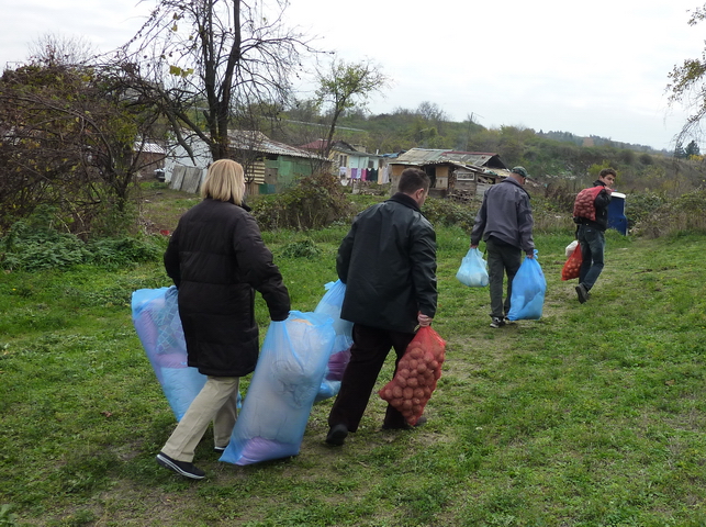 More Aid for Roma Gypsy Settlement